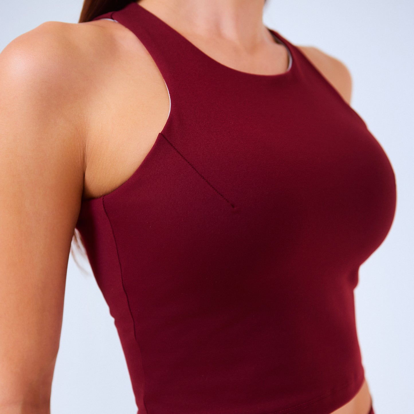 Crop top de entrenamiento, pádel, tenis y gimnasio para dama.