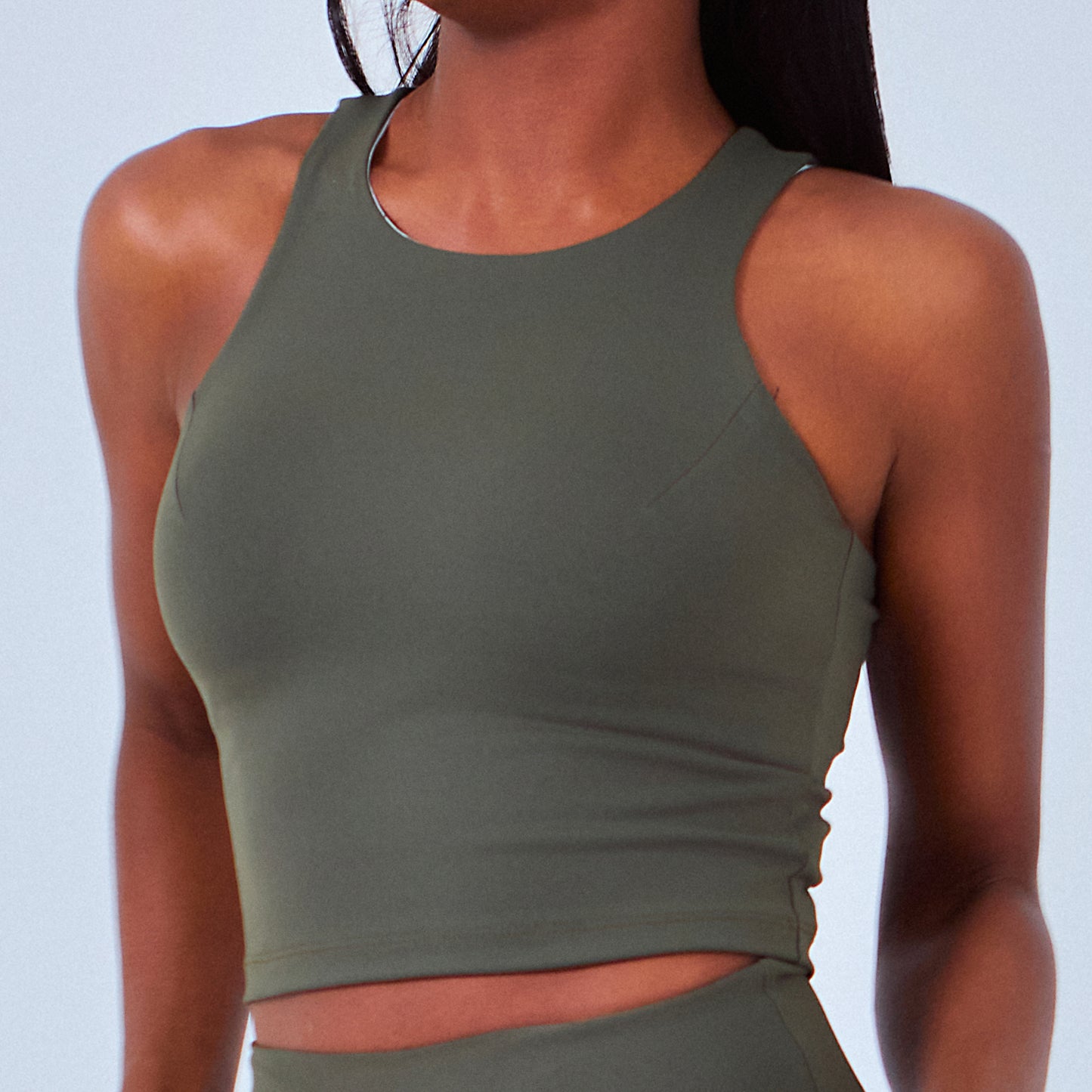 Crop top de entrenamiento, pádel, tenis y gimnasio para dama.